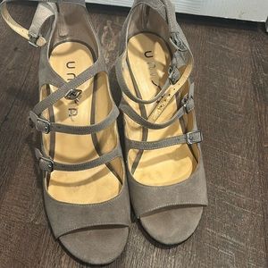 Women’s high heel Unisa